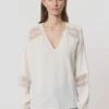 Levete Room Fabienna 1 Blouse - Off White 1 Levete Room Fabienna 1 Blouse - Off White -Lulu&M 100928 l101 m 01 jpg
