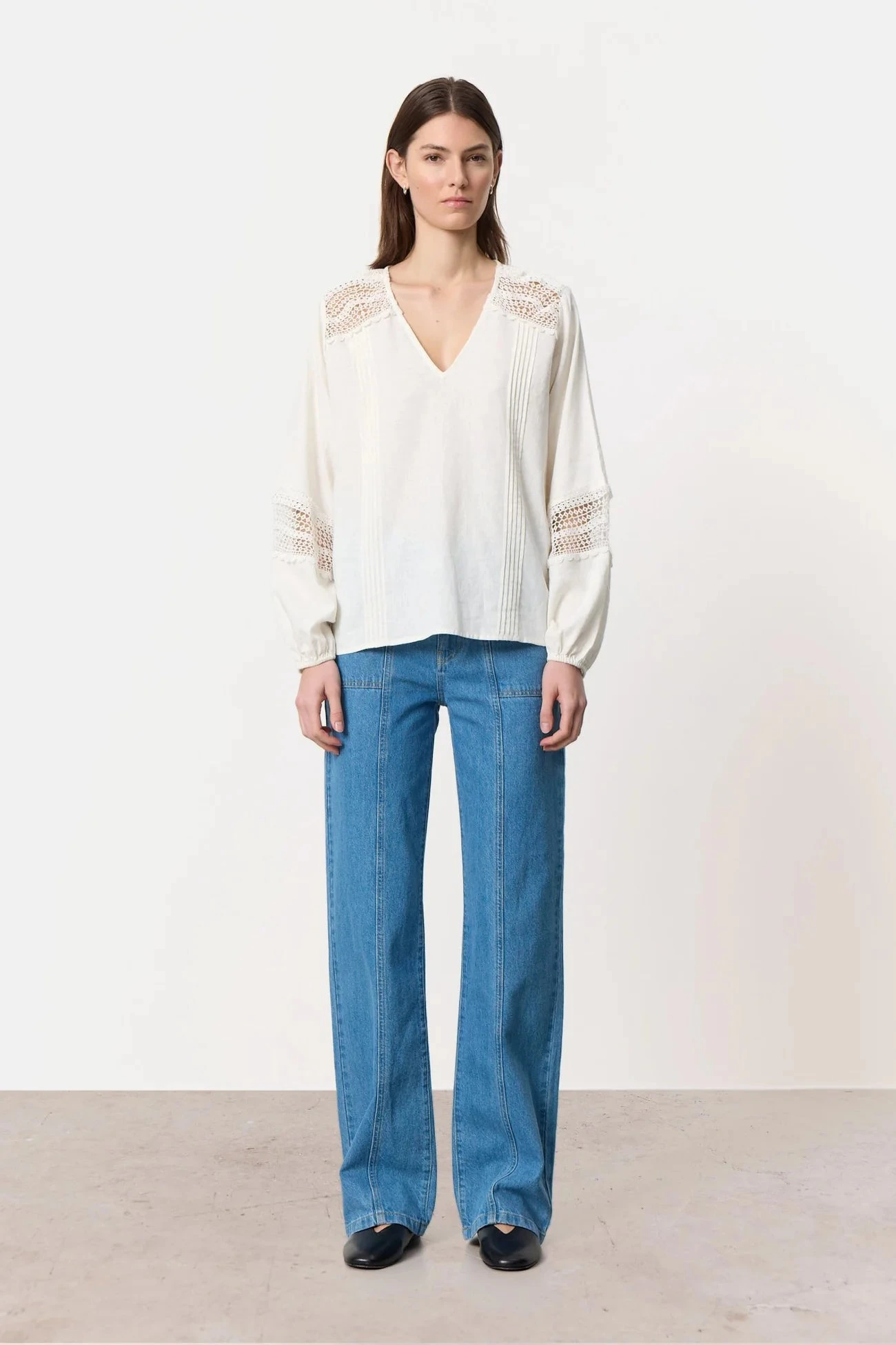 Levete Room Fabienna 1 Blouse - Off White 4 Levete Room Fabienna 1 Blouse - Off White - Image 2