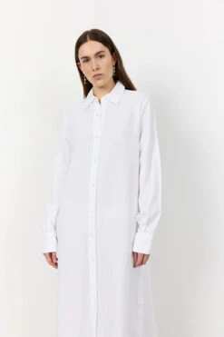 Alternative view of Levete Room Naja 35 Long Shirt - White