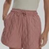 Varley Catrine Quilted Short - Ash Rose 1 Varley Catrine Quilted Short - Ash Rose -Lulu&M 102dd7b225ca027a5eaae4964e64150b1f88c50e VAR02585 CATRINE QUILTED SHORT ASH ROSE 043 jpg