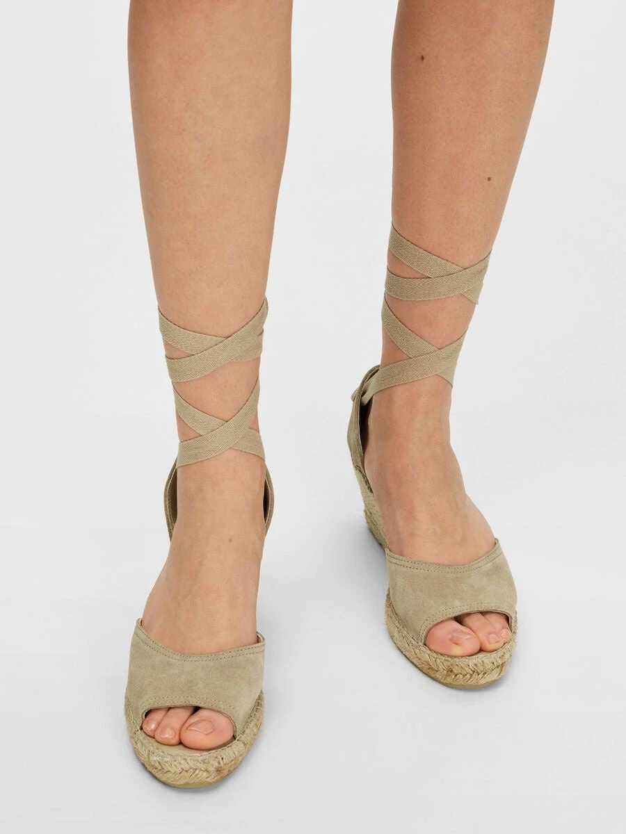 Selected Femme Eva Suede Wedge Espadrille - Chinchilla 3 Selected Femme Eva Suede Wedge Espadrille - Chinchilla - Image 2