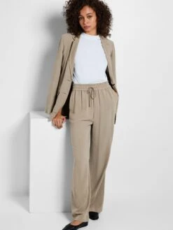 Selected Femme Viva-Gulia Linen Trousers - Greige 13 Selected Femme Viva-Gulia Linen Trousers - Greige -Lulu&M 16089062 Greige 008