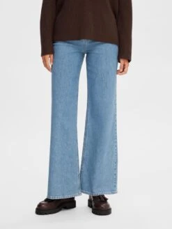 Selected Femme Eloise-Erin High Waist Wide Fit Jeans - Medium Blue 9 Selected Femme Eloise-Erin High Waist Wide Fit Jeans - Medium Blue -Lulu&M 16091228 MediumBlueDenim 003