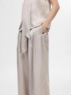 Selected Femme Selene Extra Wide Satin Trousers - Dove 12 Selected Femme Selene Extra Wide Satin Trousers - Dove -Lulu&M 16094994 Dove 006