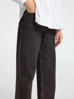 Selected Femme Harper High Waist Flared Jeans - Black 12 Selected Femme Harper High Waist Flared Jeans - Black -Lulu&M 16096682 Black 006
