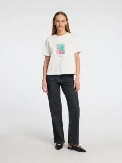 Selected Femme Essential Boxy Printed T-Shirt - Snow White 11 Selected Femme Essential Boxy Printed T-Shirt - Snow White -Lulu&M 16097303 SnowWhite 1175728 005