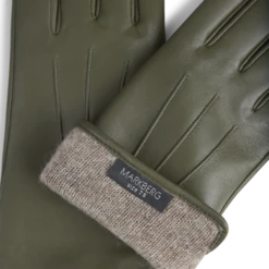 MarkBerg CariannaMBG Gloves - Olive Leather 9 MarkBerg CariannaMBG Gloves - Olive Leather -Lulu&M 1685LIS 809 C 900x png