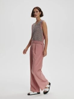 Alternative view of Varley Knowles Textured Knit Vest - Woodrose Multi Stitch