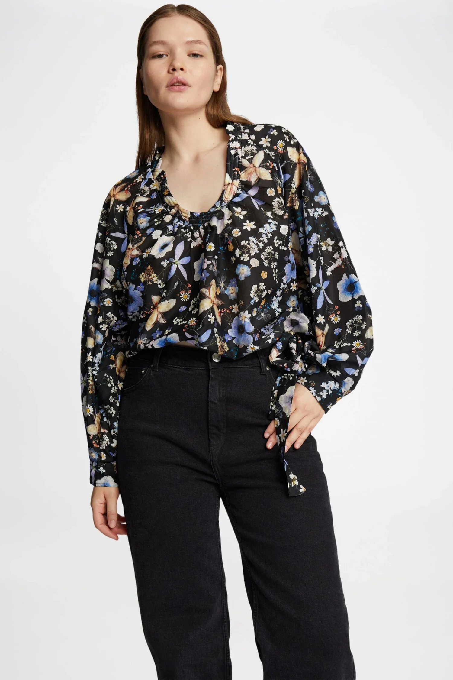 Munthe Ferne Top - Black 8 Munthe Ferne Top - Black - Image 6