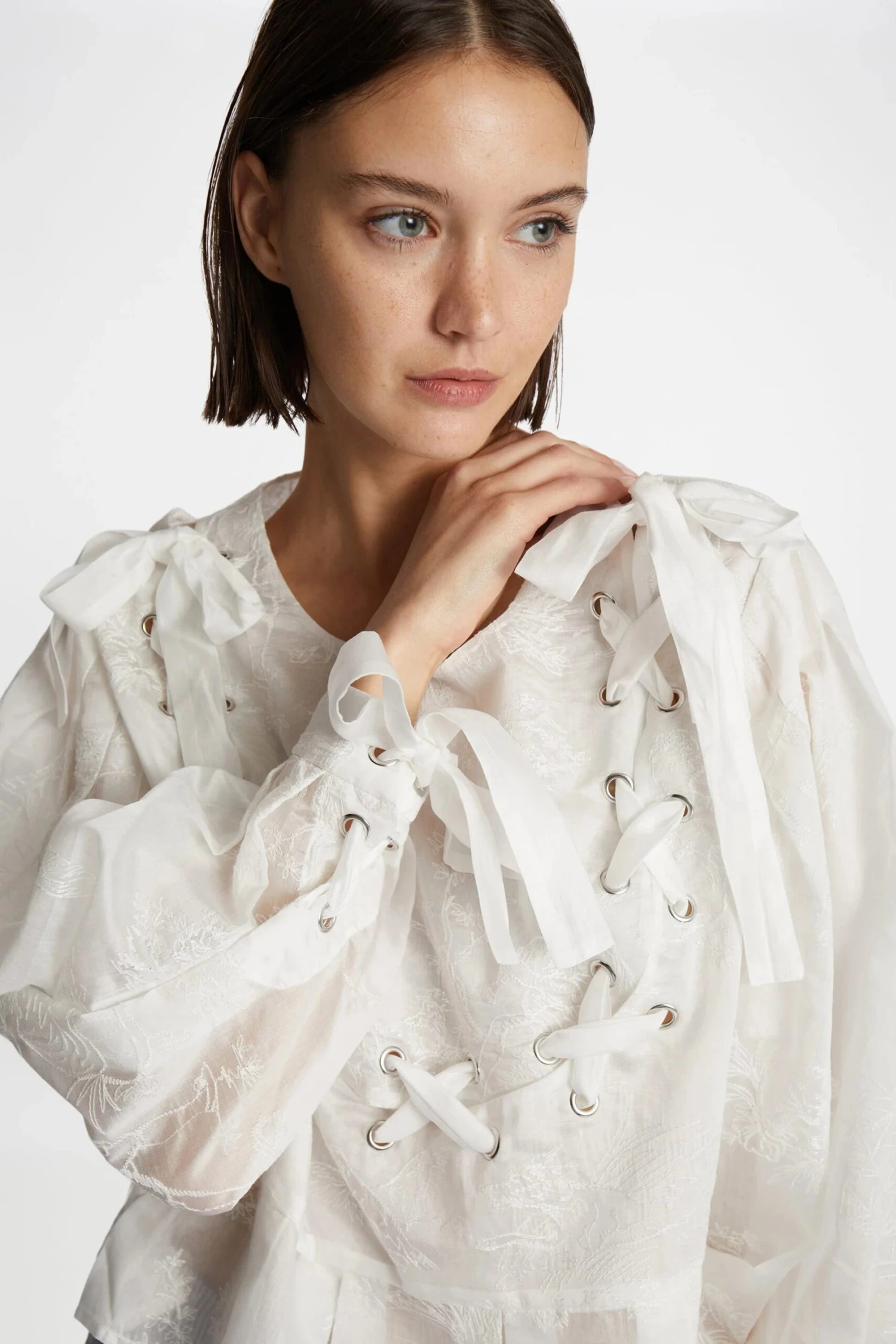 Munthe Freni Top - White 3 Munthe Freni Top - White