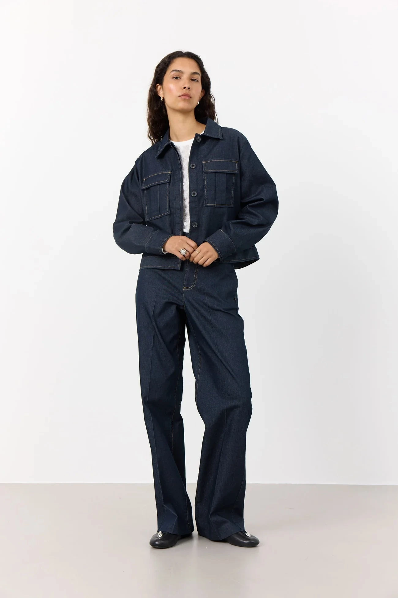 Levete Room Inez 2 Jacket - Dark Denim 4 Levete Room Inez 2 Jacket - Dark Denim - Image 2