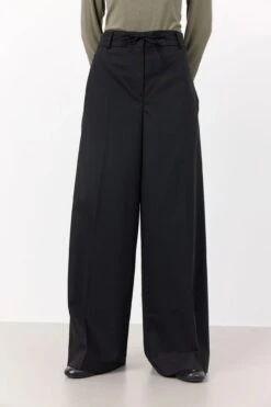 Alternative view of Levete Room Irmelin 1 Trousers - Black