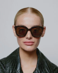 A.Kjaerbede Billy Sunglasses - Demi Tortoise