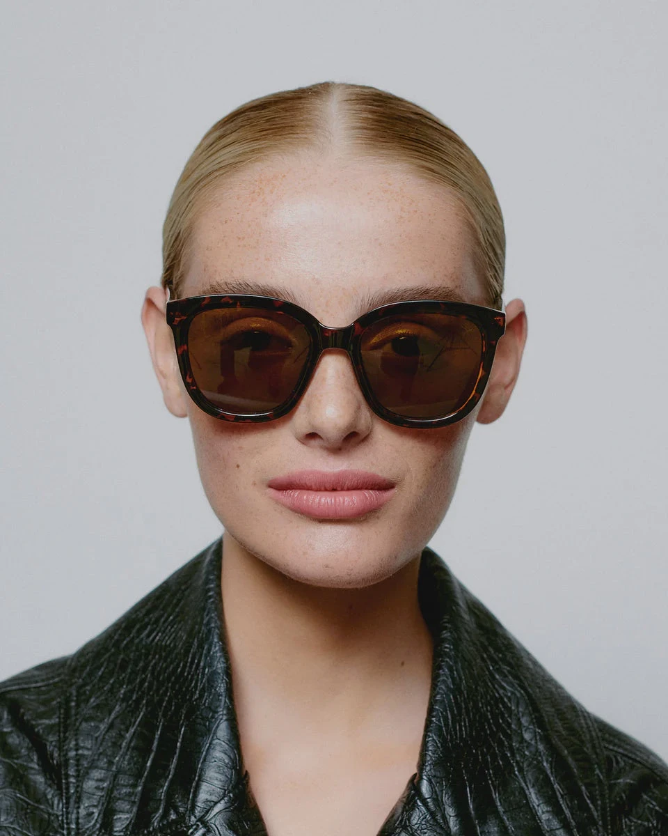 A.Kjaerbede Billy Sunglasses - Demi Tortoise 3 A.Kjaerbede Billy Sunglasses - Demi Tortoise