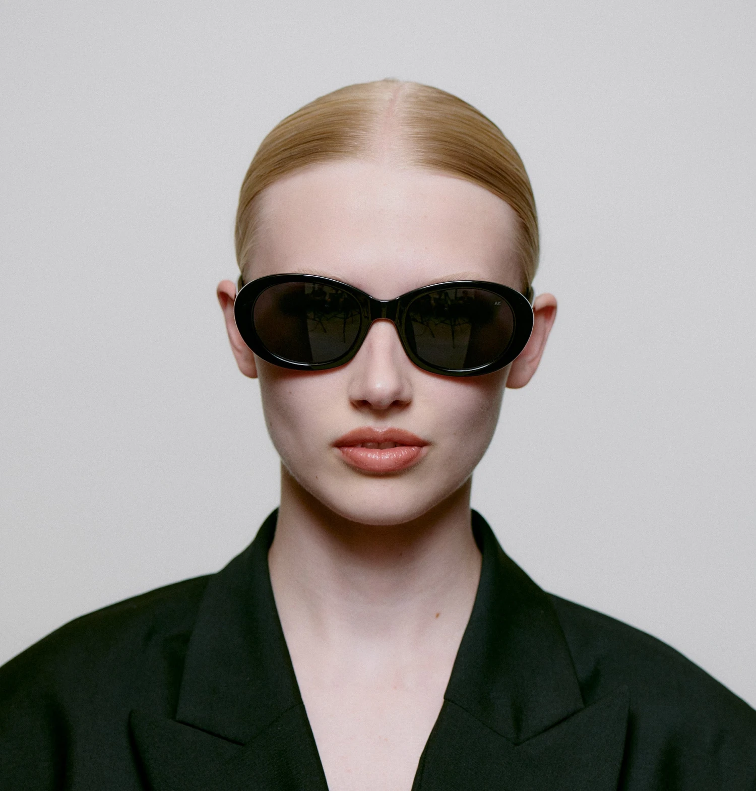 A.Kjaerbede Anma Sunglasses - Black 5 A.Kjaerbede Anma Sunglasses - Black - Image 3