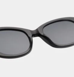A.Kjaerbede Anma Sunglasses - Black 13 A.Kjaerbede Anma Sunglasses - Black -Lulu&M A.KJAERBEDE ANMA KL2408 BLACK INSIDE 2