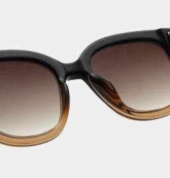 A.Kjaerbede Billy Sunglasses - Black/Brown Transparent -Lulu&M A.KJAERBEDE BILLY KL2106 BLACK BROWN TRANSPARENT INSIDE 2
