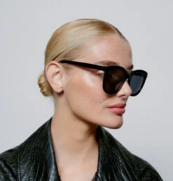 A.Kjaerbede Billy Sunglasses - Black -Lulu&M A.KJAERBEDE BILLY KL2106 BLACK SIDE WOMAN 2