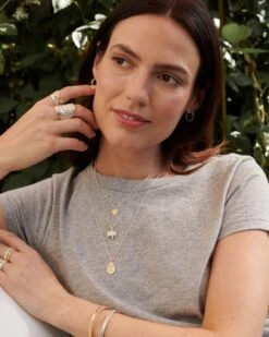 Anna Beck Classic Teardrop Pendant Necklace - Reversible - Gold/Silver 9 Anna Beck Classic Teardrop Pendant Necklace - Reversible - Gold/Silver -Lulu&M AnnaBeck Look7 251 3000x jpg