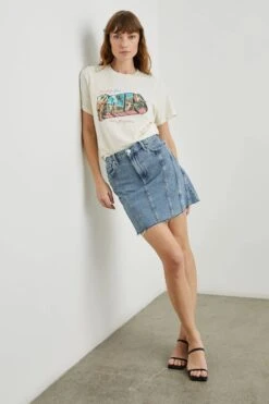 Rails Boyfriend Tee - Rails LA Postcard 9 Rails Boyfriend Tee - Rails LA Postcard -Lulu&M BOYFRIEND TEE RAILS LA POSTCARD 3A 1690x jpg