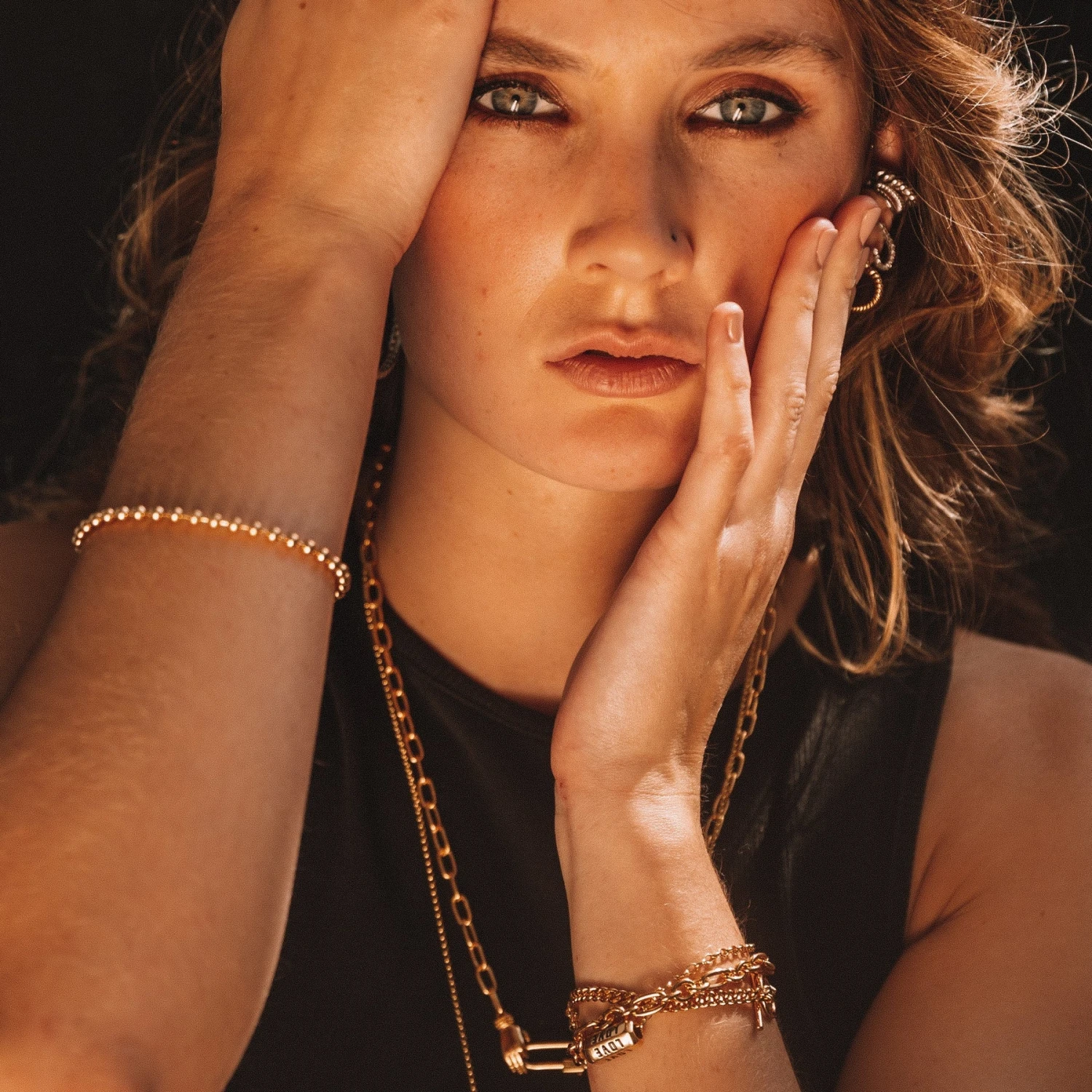 Scream Pretty Ball Bracelet - Gold Plated 4 Scream Pretty Ball Bracelet - Gold Plated - Image 2