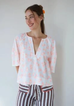 Dr Bloom Neon Crabs Soplo Blouse - Orange -Lulu&M DRBLOOM20242682 jpg