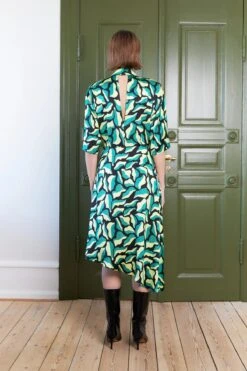 Alternative view of Stella Nova Hammered Midi Silk Dress With Print - Flower Mix