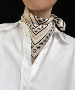 Alternative view of Lescarf Paisley Scarf - Sand