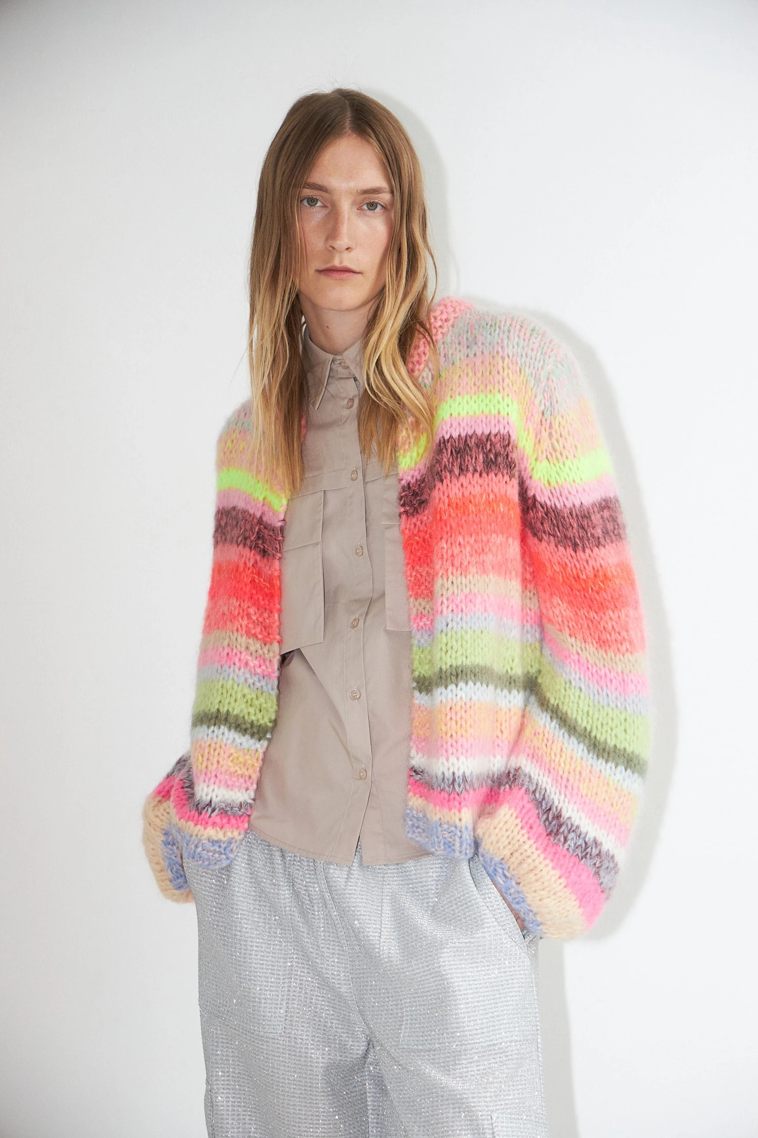 Dawn X Dare Gabi Cardigan - Bold Multi 5 Dawn X Dare Gabi Cardigan - Bold Multi - Image 3