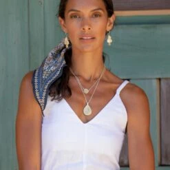 Alternative view of Anna Beck Large Beaded Teardrop Necklace - Gold