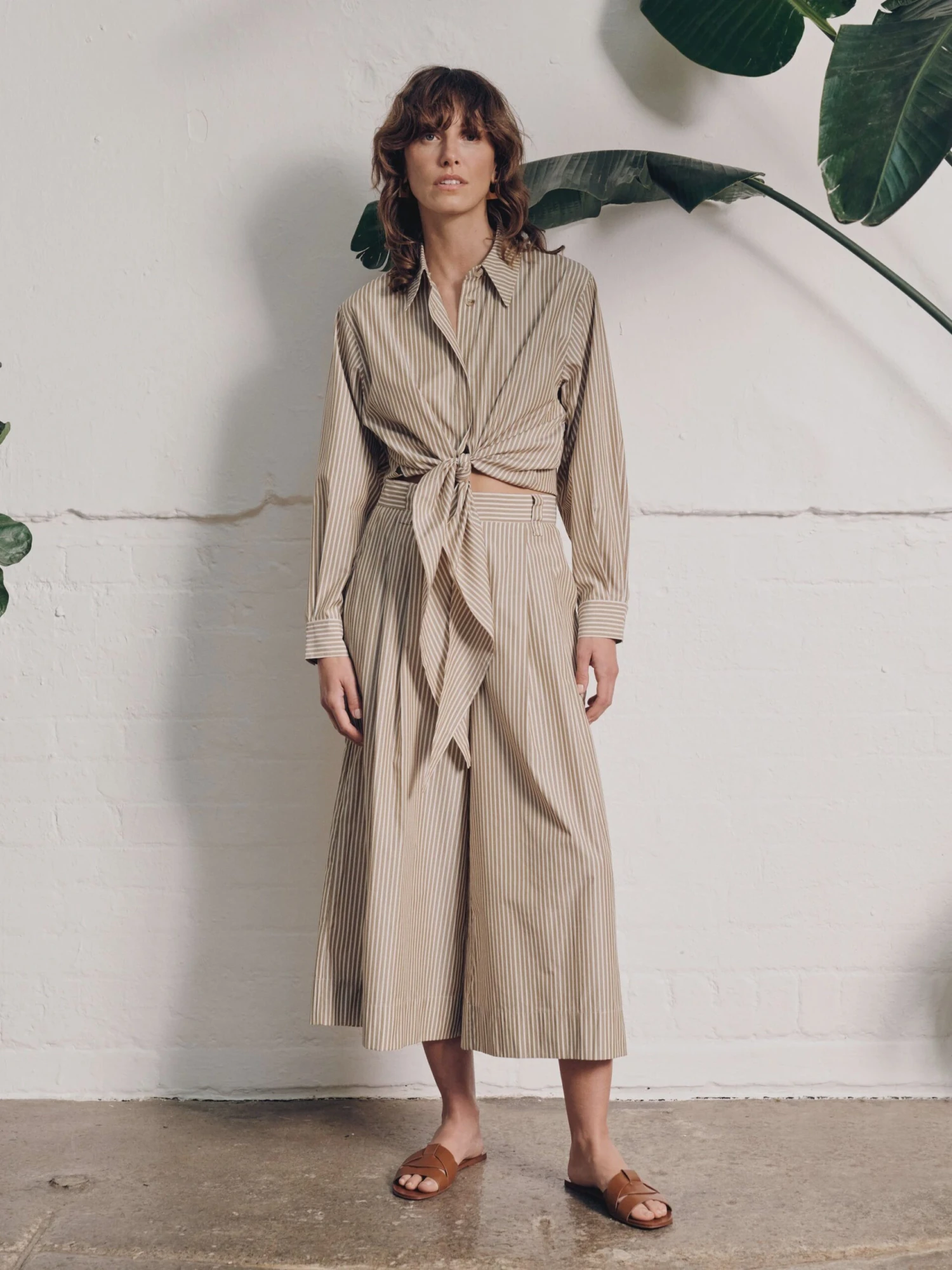 Vivere Isla Wide Palazzo Pant - Beige Stripe 3 Vivere Isla Wide Palazzo Pant - Beige Stripe