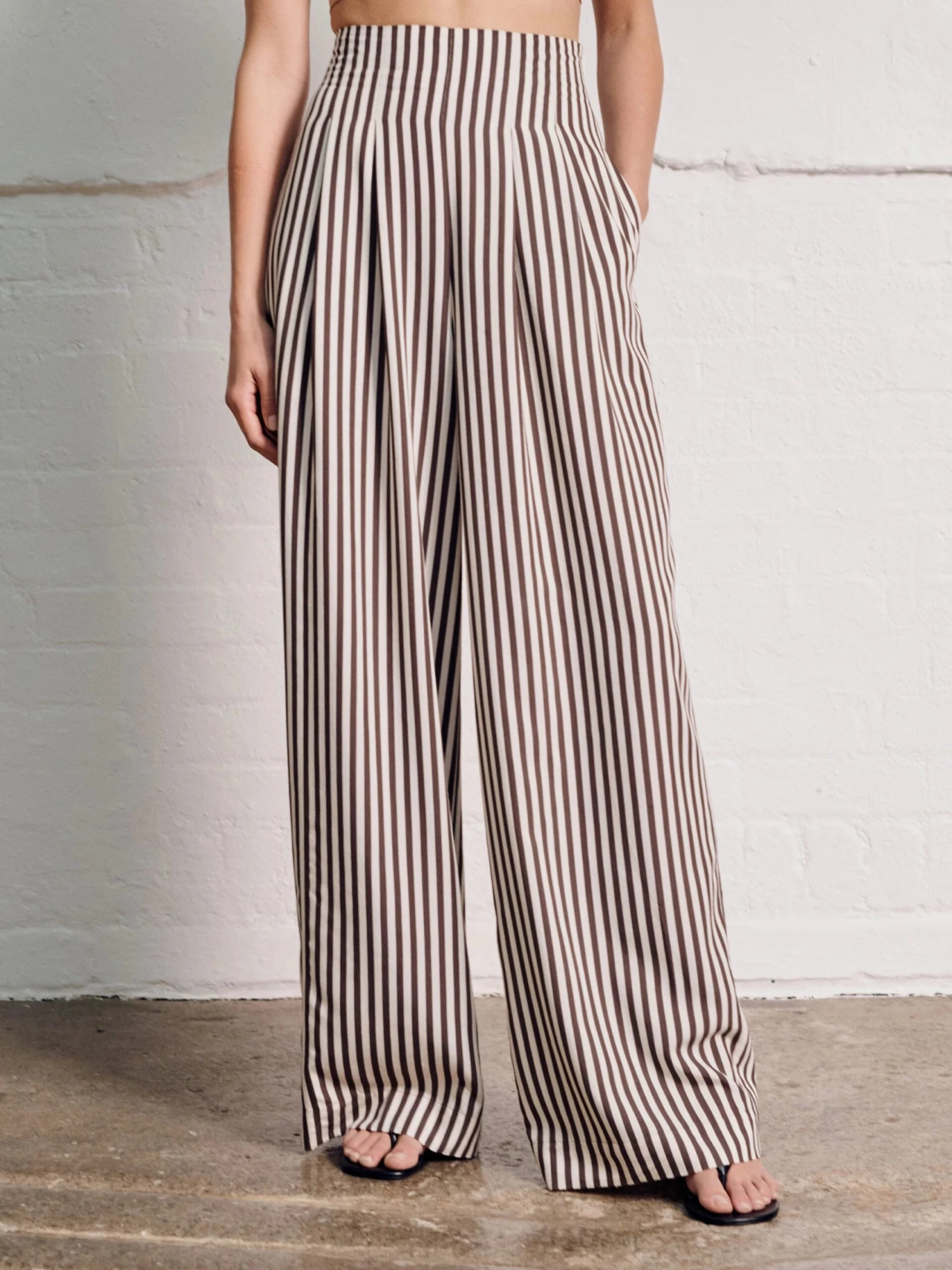 Vivere Nellie High Waisted Palazzo Trouser - Brown/Cream Stripe 6 Vivere Nellie High Waisted Palazzo Trouser - Brown/Cream Stripe - Image 4