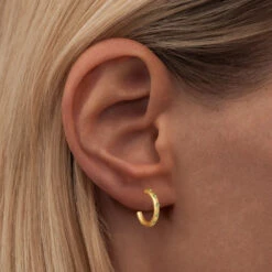 Alternative view of LULU Copenhagen OMG Hoops Pair Earrings Crystal Green - Gold Plated