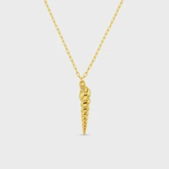 Orelia Spiral Shell Charm Necklace. - Gold