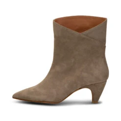 Shoe The Bear Paula Suede Boot - Taupe 18 Shoe The Bear Paula Suede Boot - Taupe -Lulu&M Paula boot suede Ankle Boots STB2221 160 TAUPE 1800x1800 fd6118ba c802 400b b069 4f79c56671cb