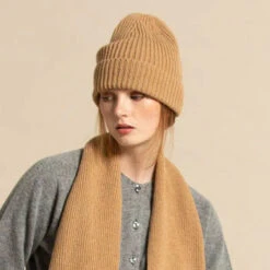 Alternative view of Green Thomas Hat - Camel