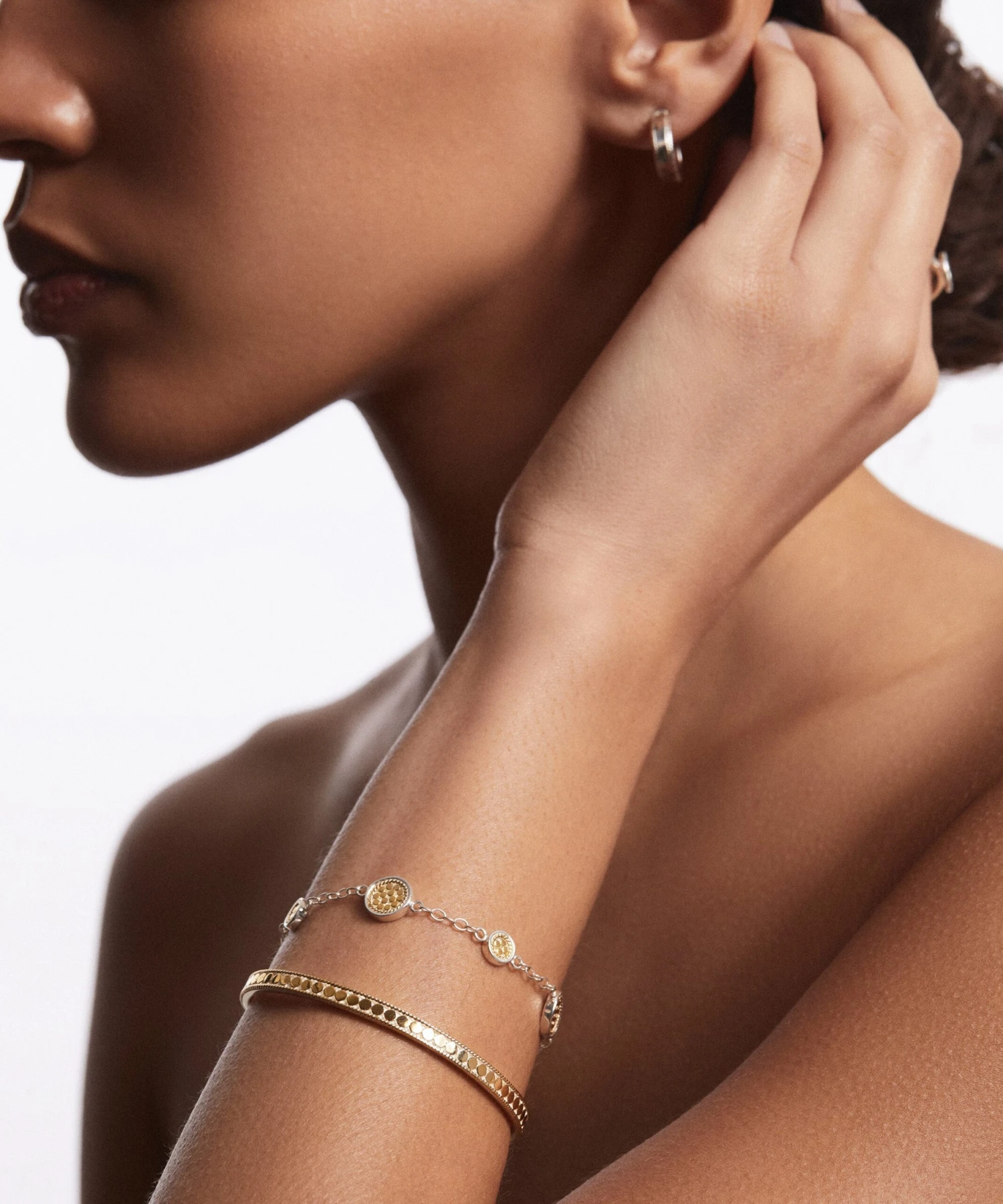 Anna Beck Classic Station Bracelet - Gold & Silver 3 Anna Beck Classic Station Bracelet - Gold & Silver