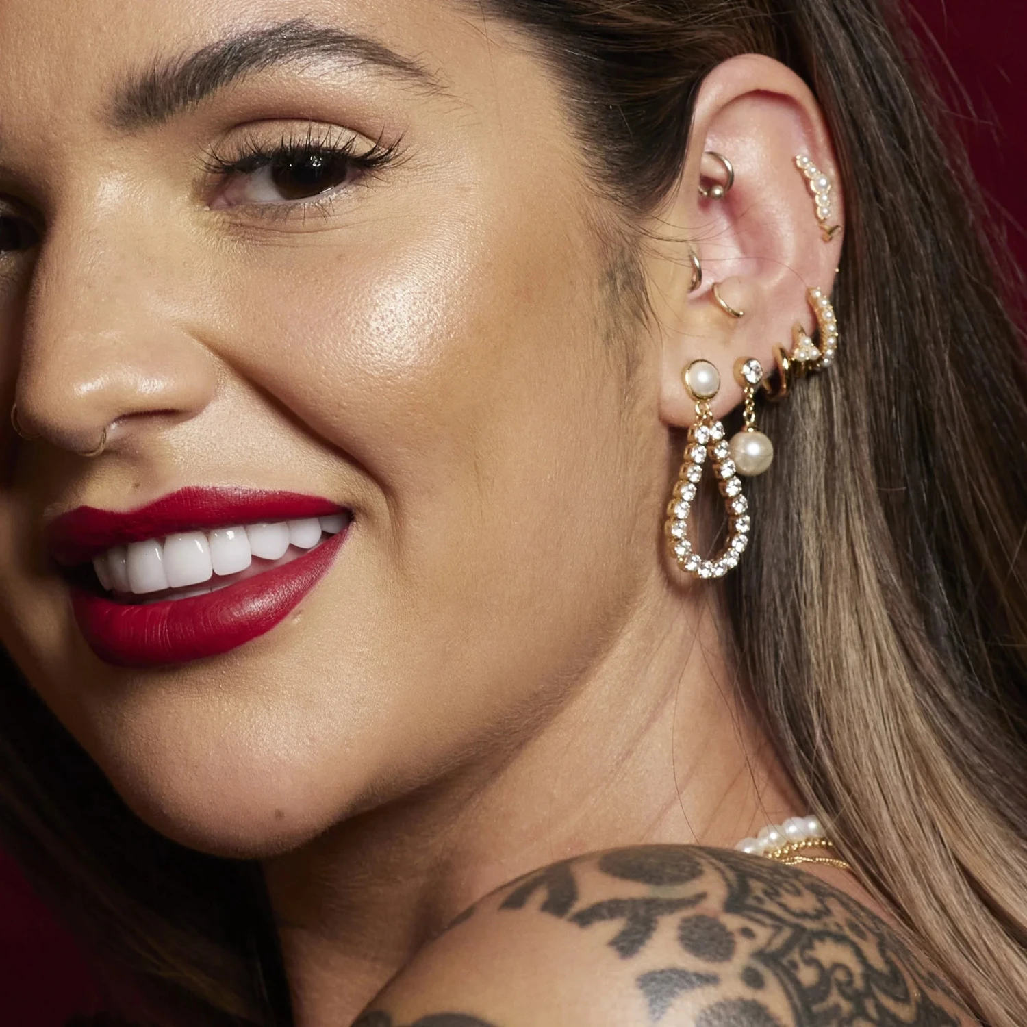 Scream Pretty Hannah Martin Tennis & Pearl Teardrop Stud Earrings - Gold Plated 6 Scream Pretty Hannah Martin Tennis & Pearl Teardrop Stud Earrings - Gold Plated - Image 4