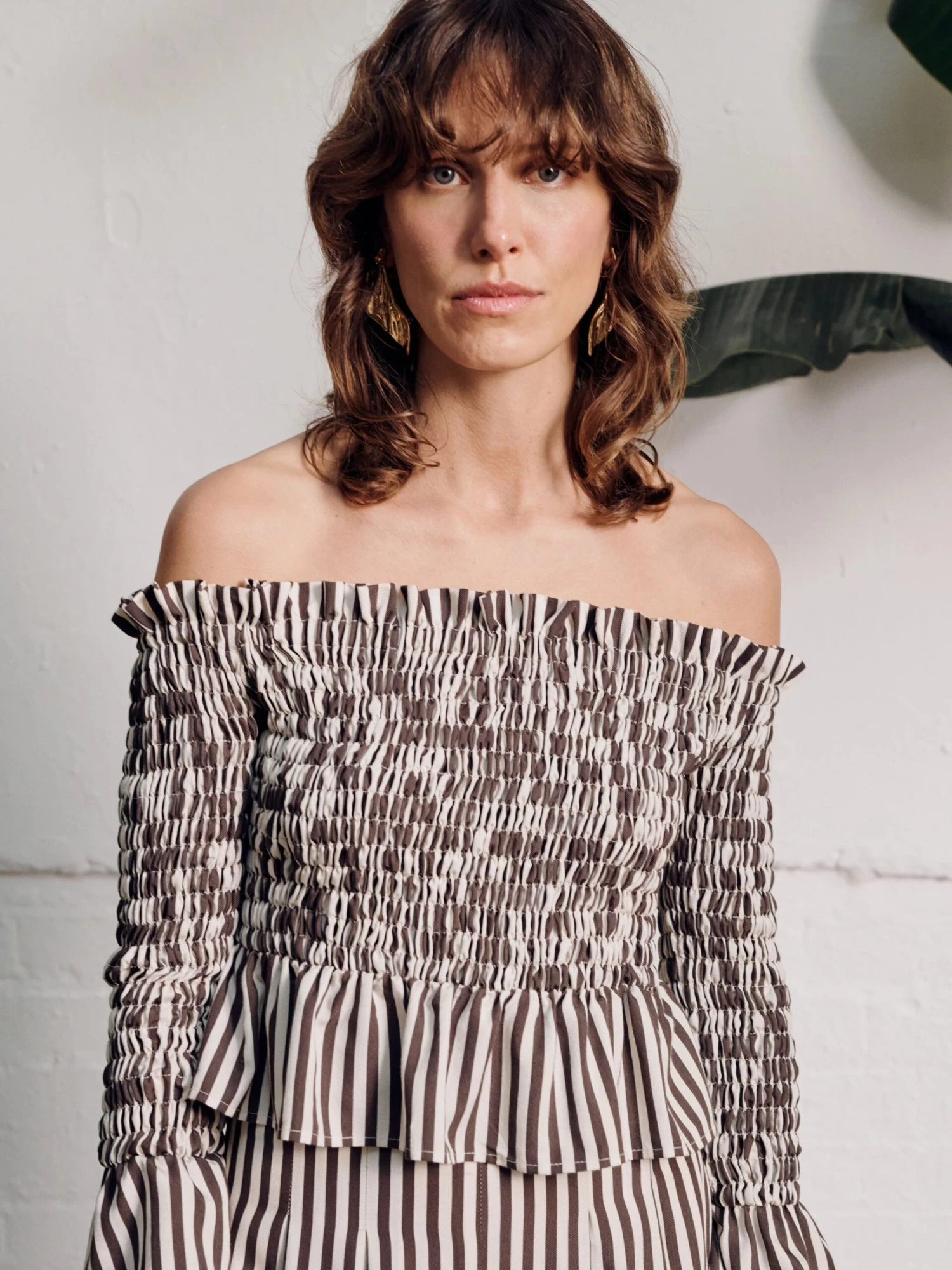 Vivere Willow Off Shoulder Shirred Top - Brown/Cream Stripe 5 Vivere Willow Off Shoulder Shirred Top - Brown/Cream Stripe - Image 3