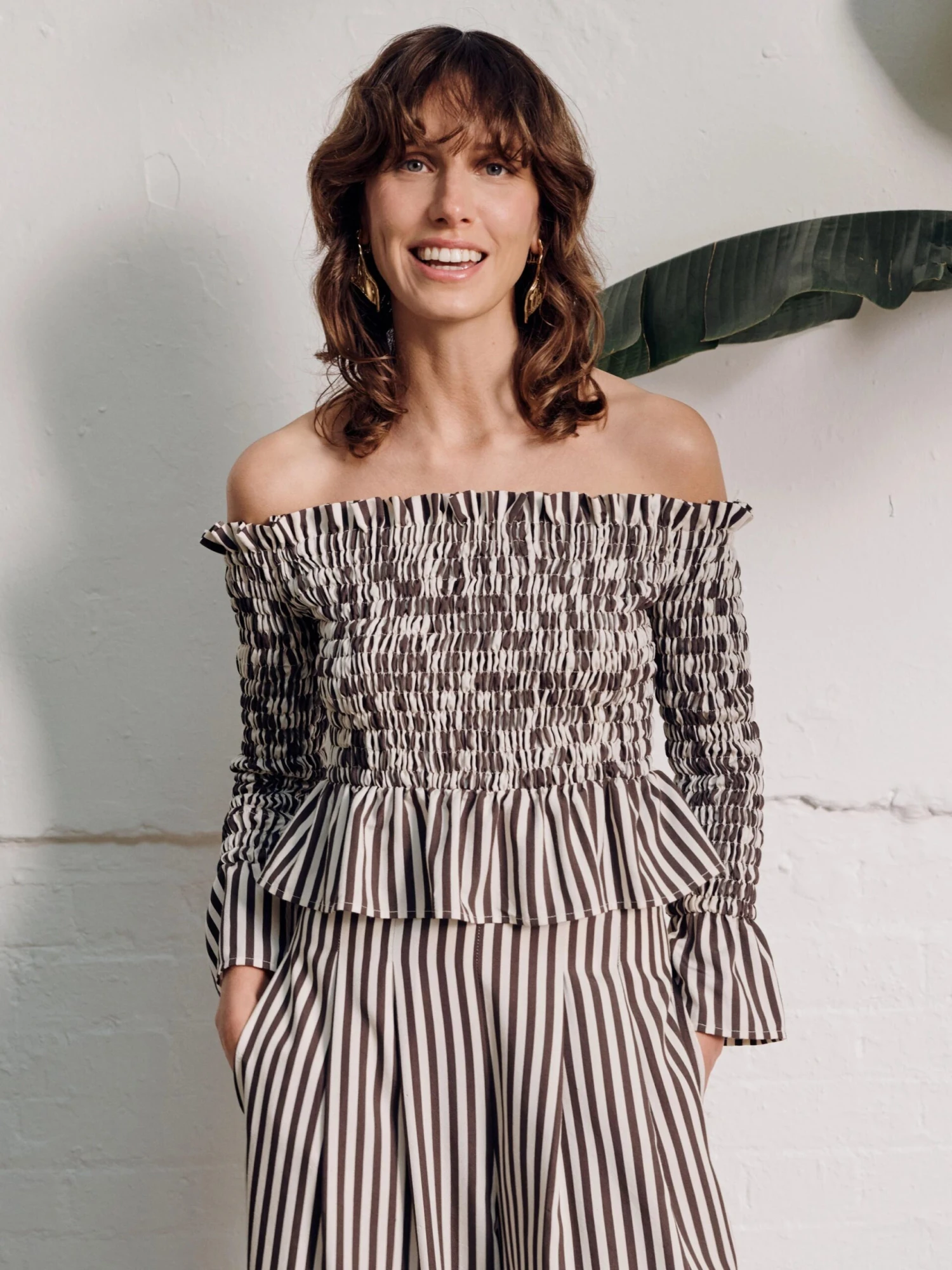 Vivere Willow Off Shoulder Shirred Top - Brown/Cream Stripe 7 Vivere Willow Off Shoulder Shirred Top - Brown/Cream Stripe - Image 5