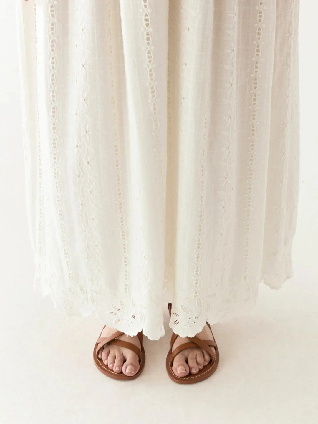 Maison Hotel Amandine Dress - Lord Byron Pearl 5 Maison Hotel Amandine Dress - Lord Byron Pearl - Image 3