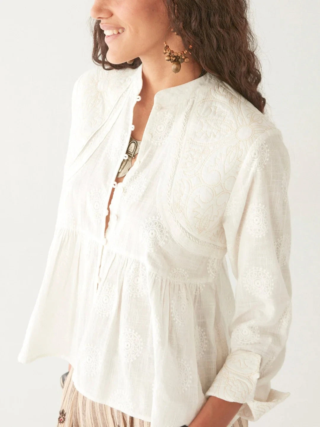 Maison Hotel Ariana Blouse - Mosaique Ivory 6 Maison Hotel Ariana Blouse - Mosaique Ivory - Image 4