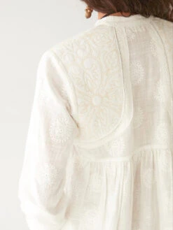 Maison Hotel Ariana Blouse - Mosaique Ivory 15 Maison Hotel Ariana Blouse - Mosaique Ivory -Lulu&M ariana blouse mosaique ivory 981388 1080x jpg