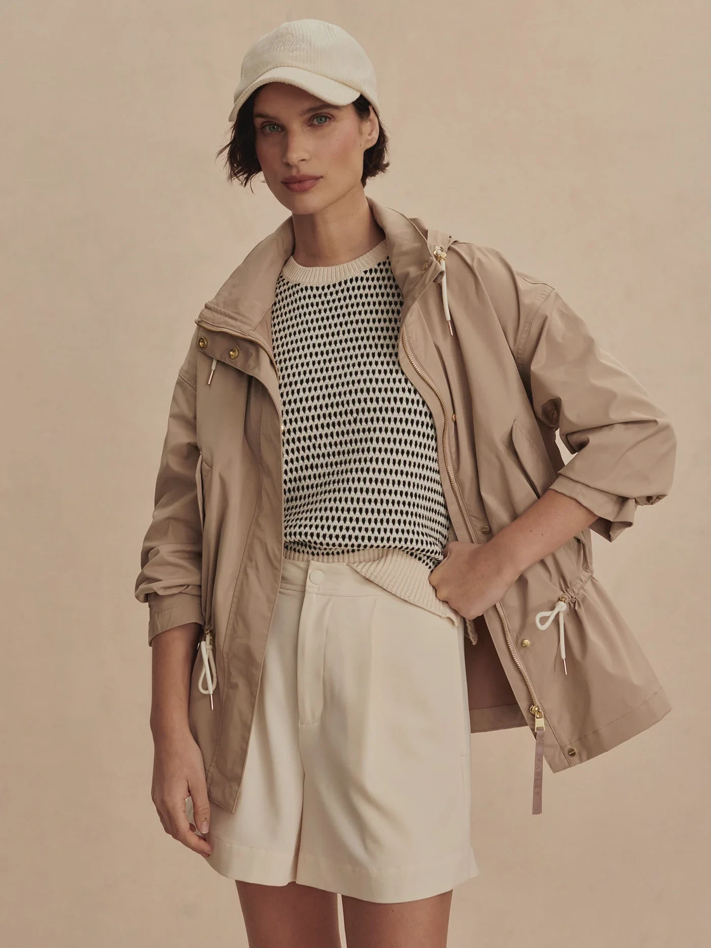 Varley Rema Short Rain Jacket - Light Taupe 3 Varley Rema Short Rain Jacket - Light Taupe