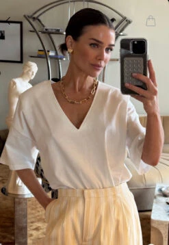 Never Fully Dressed T-Shirt With Shoulder Pads - White 7 Never Fully Dressed T-Shirt With Shoulder Pads - White -Lulu&M image0 6