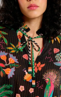 Alternative view of Wild Maxima Printed Shirt - Black
