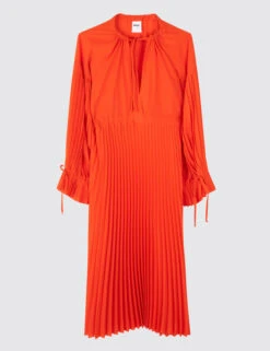 DAY Birger Et Mikkelson Leighton Solid Plissรฉ Dress - Flame